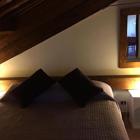 Guest House Dimora Fiorita Serracapriola Номер фото